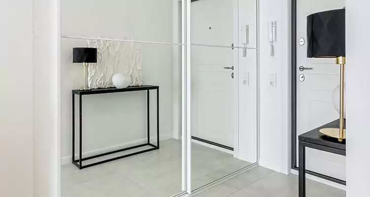 Mirrored Bifold Closet Doors Repair in Winter Garden, FL