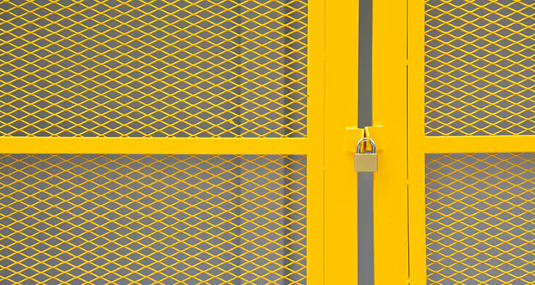 Steel Mesh Screen Door Repair in Winter Garden, FL