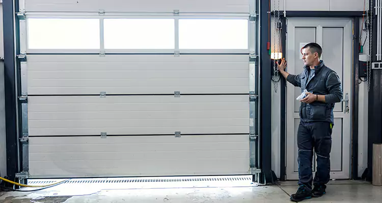 Modern Overhead Door Repair in Winter Garden, FL