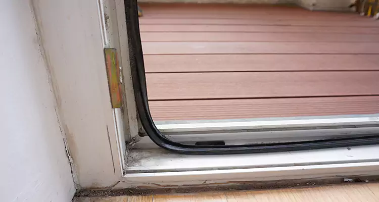Why Choose Us for Leaking Sliding Glass Door Repair in Winter Garden, FL?