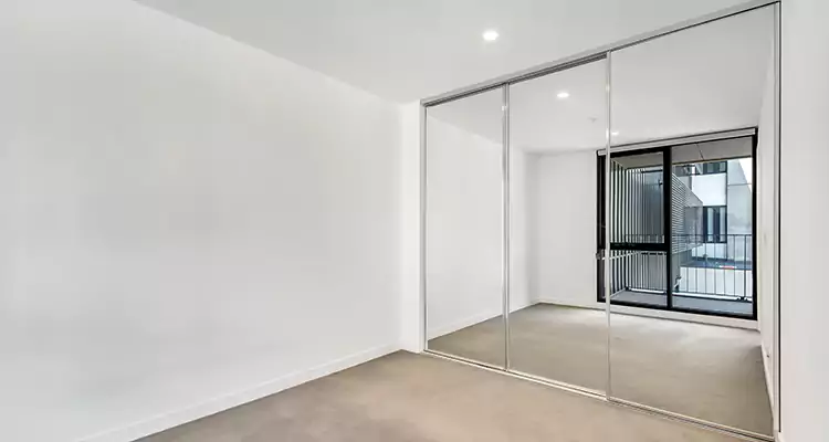 Why Homeowners Choose Us for Sliding Mirror Door Replacement in Winter Garden, FL