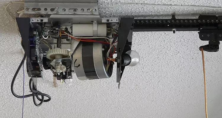 Garage Door Motor Replacement in Winter Garden, FL