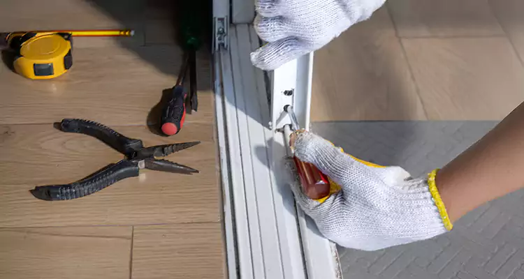 Closet Sliding Door Track Repair in Winter Garden, FL