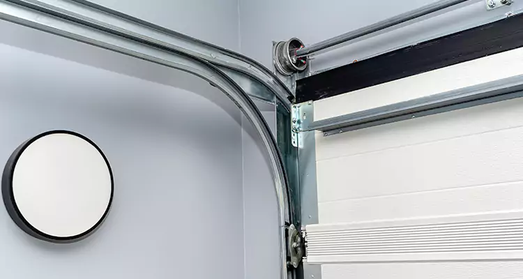 Garage Door Cable Repair Cost in Winter Garden, FL