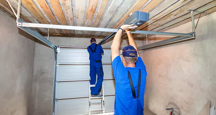 Garage Door Opener Technician in Winter Garden, FL