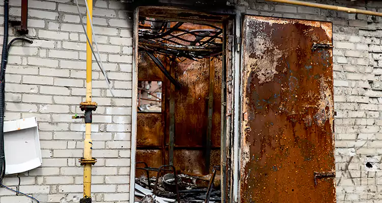 Metal Door Rust Repair in Winter Garden, FL
