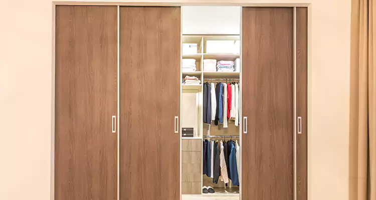 Sliding Closet Wardrobe Repairs in Winter Garden, FL